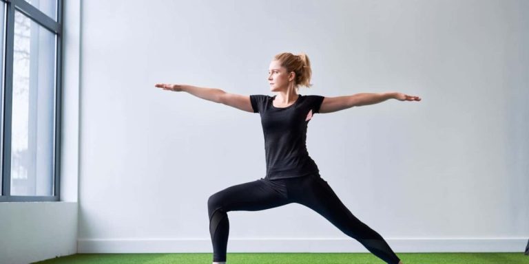 Revitalize your running routine with these 8 amazing yoga poses!